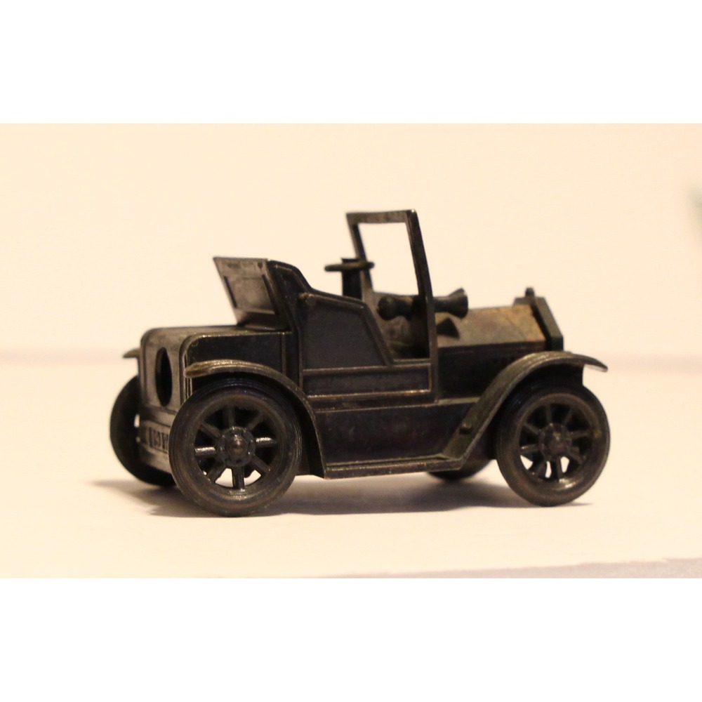 Vintage miniature Die Cast Metal Desktop Antique Car  Pencil Sharpener